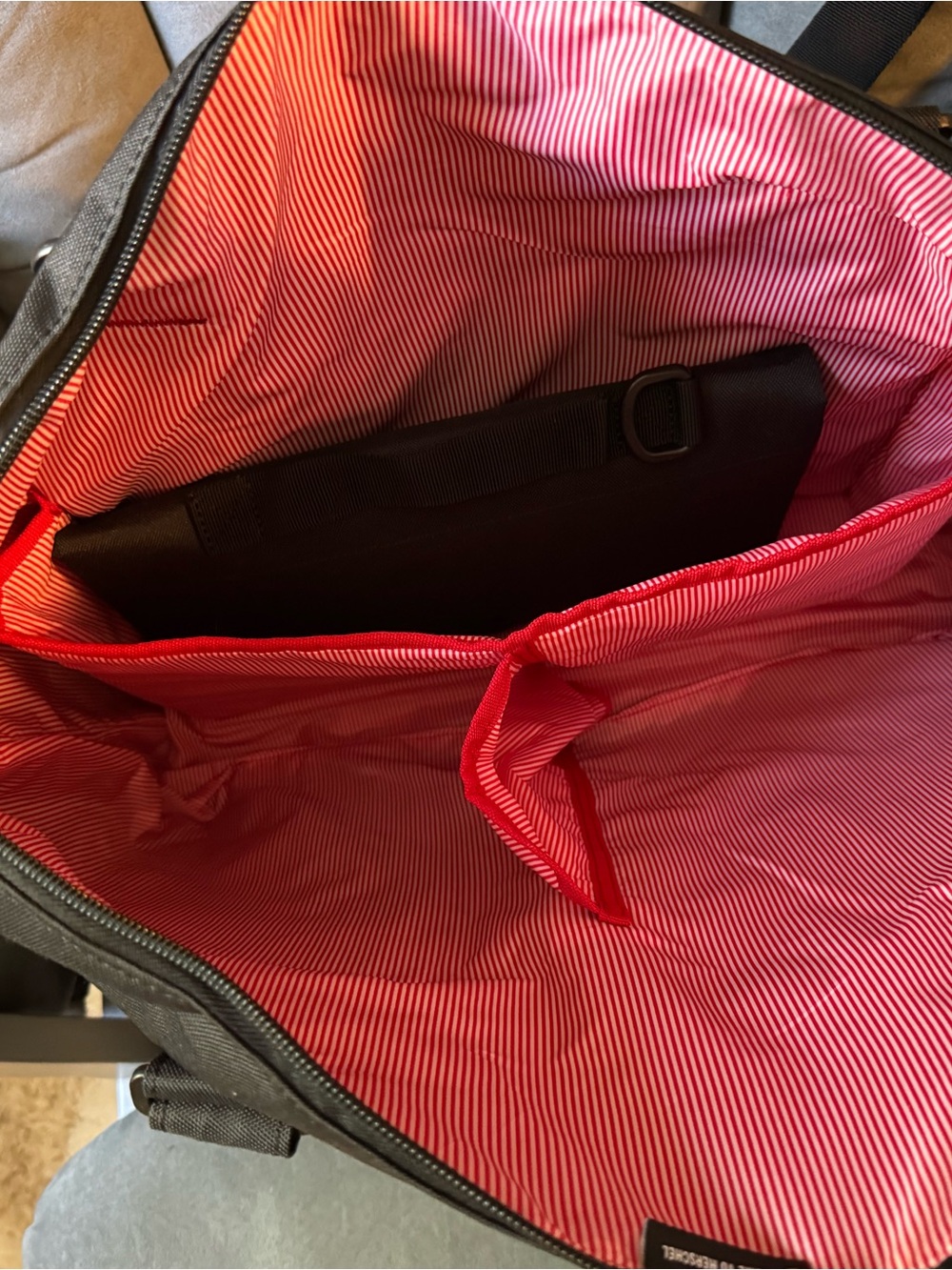 Herschel Supply Co | Strand Duffle | 24L - Picture 7 of 12